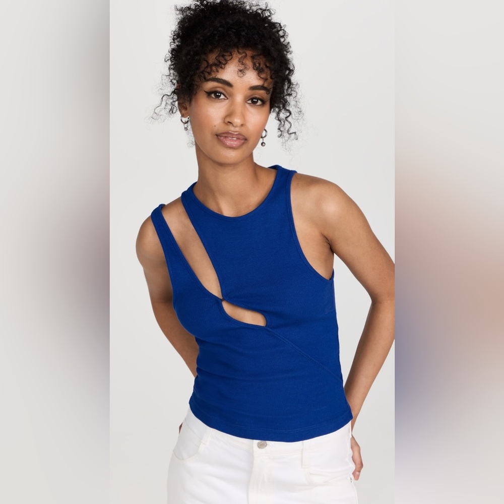 K.ngsley - R3 Tank in bright blue